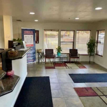 Sedona Pines Resort Экстерьер фото Interior of the airport