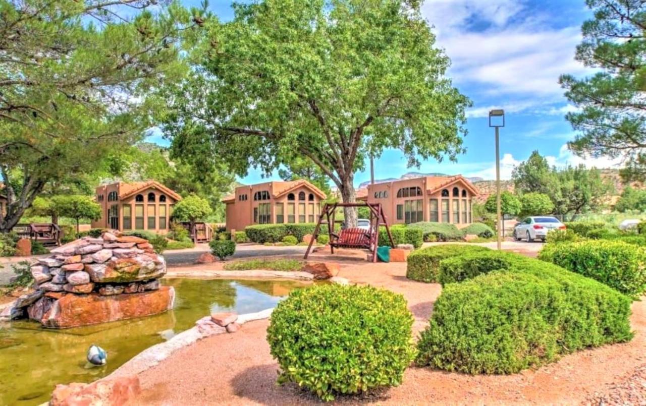 Sedona Pines Resort Экстерьер фото Fountains at the Village at Mountain Shadows