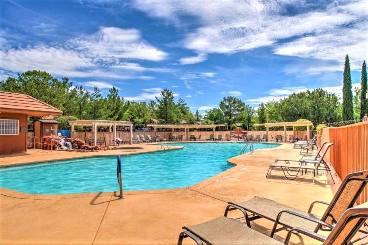 Sedona Pines Resort Экстерьер фото The pool at the River's Edge