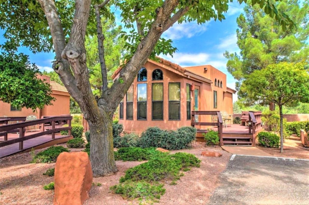 Sedona Pines Resort Экстерьер фото A home in the Village of Oak Creek