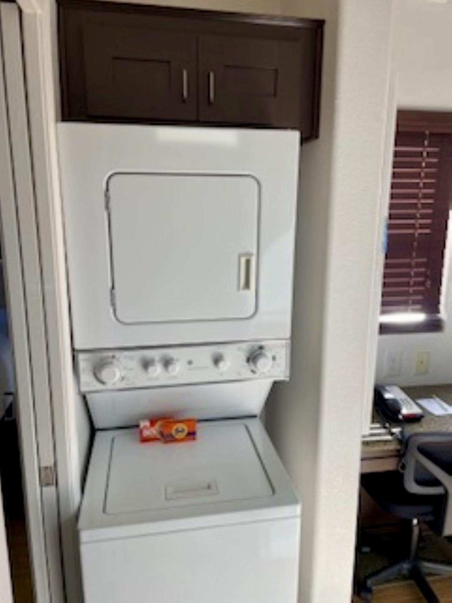 Sedona Pines Resort Экстерьер фото A typical tumble dryer